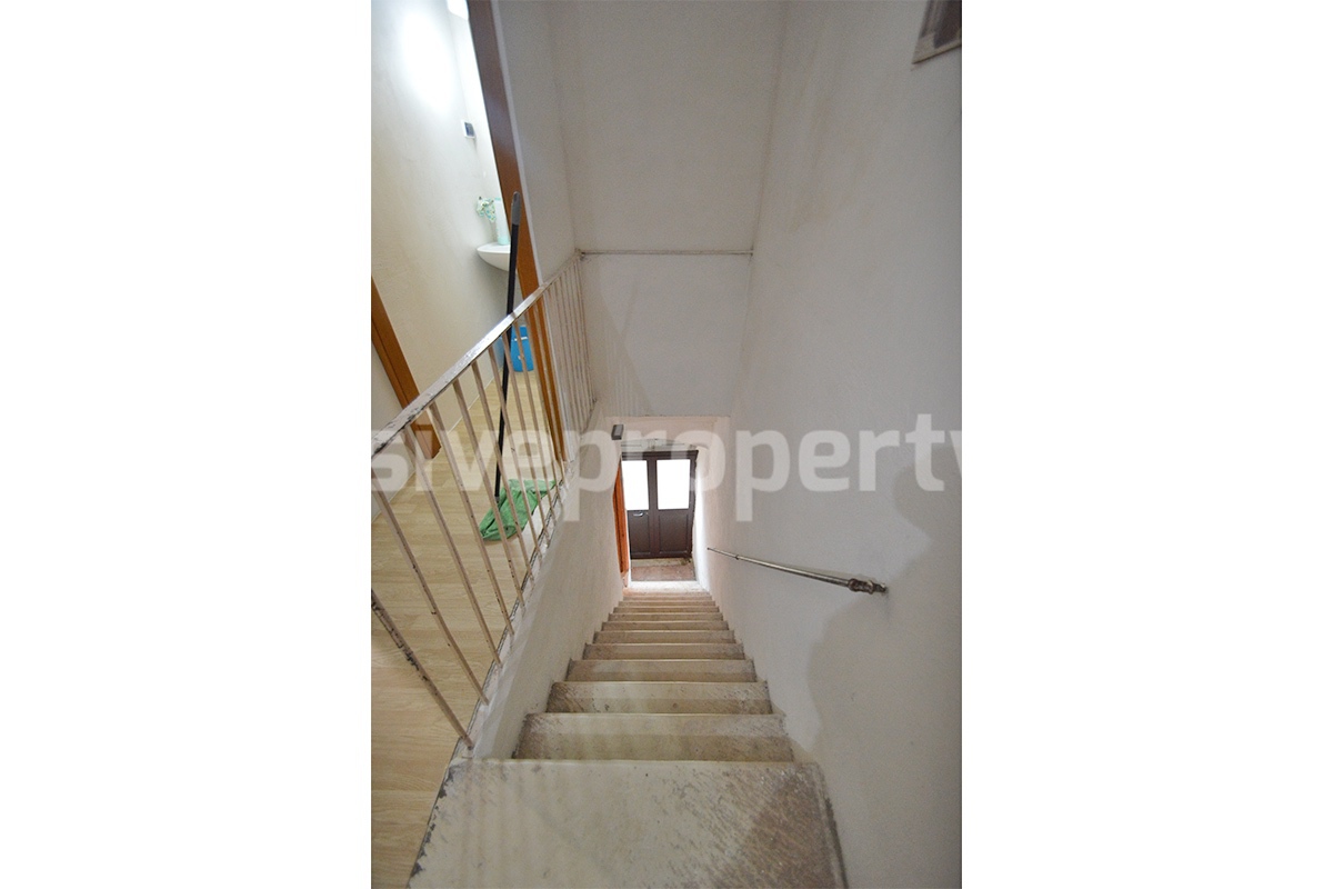 Stone house for sale in Casacalenda - Molise - Furnished with panoramic views and wooden roof