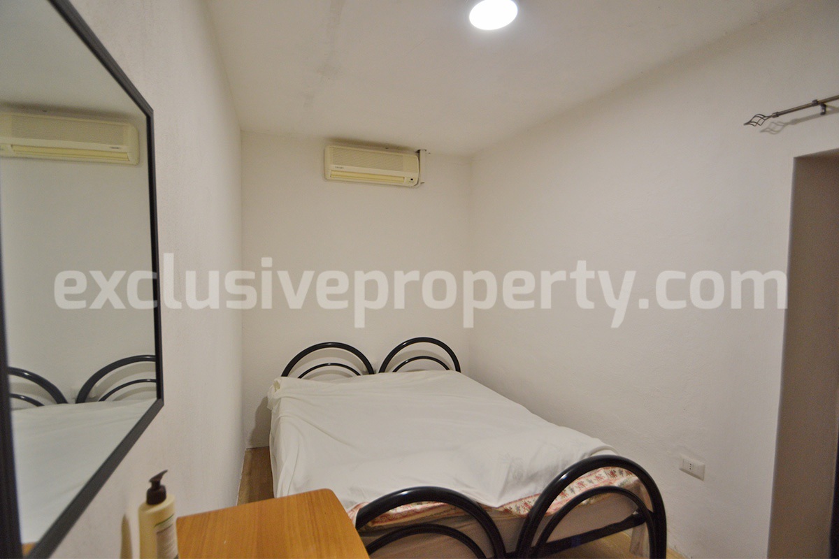 Stone house for sale in Casacalenda - Molise - Furnished with panoramic views and wooden roof