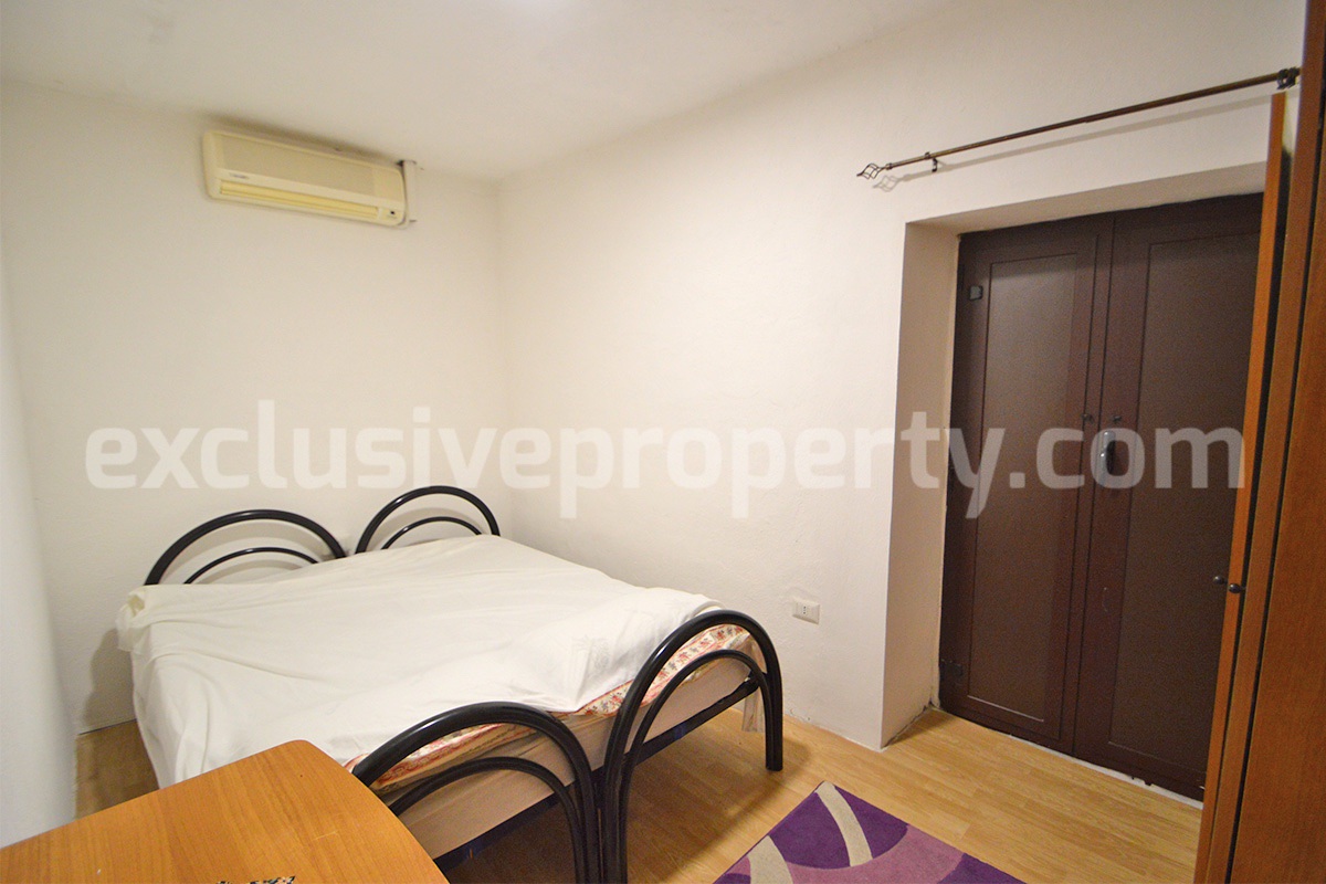 Stone house for sale in Casacalenda - Molise - Furnished with panoramic views and wooden roof