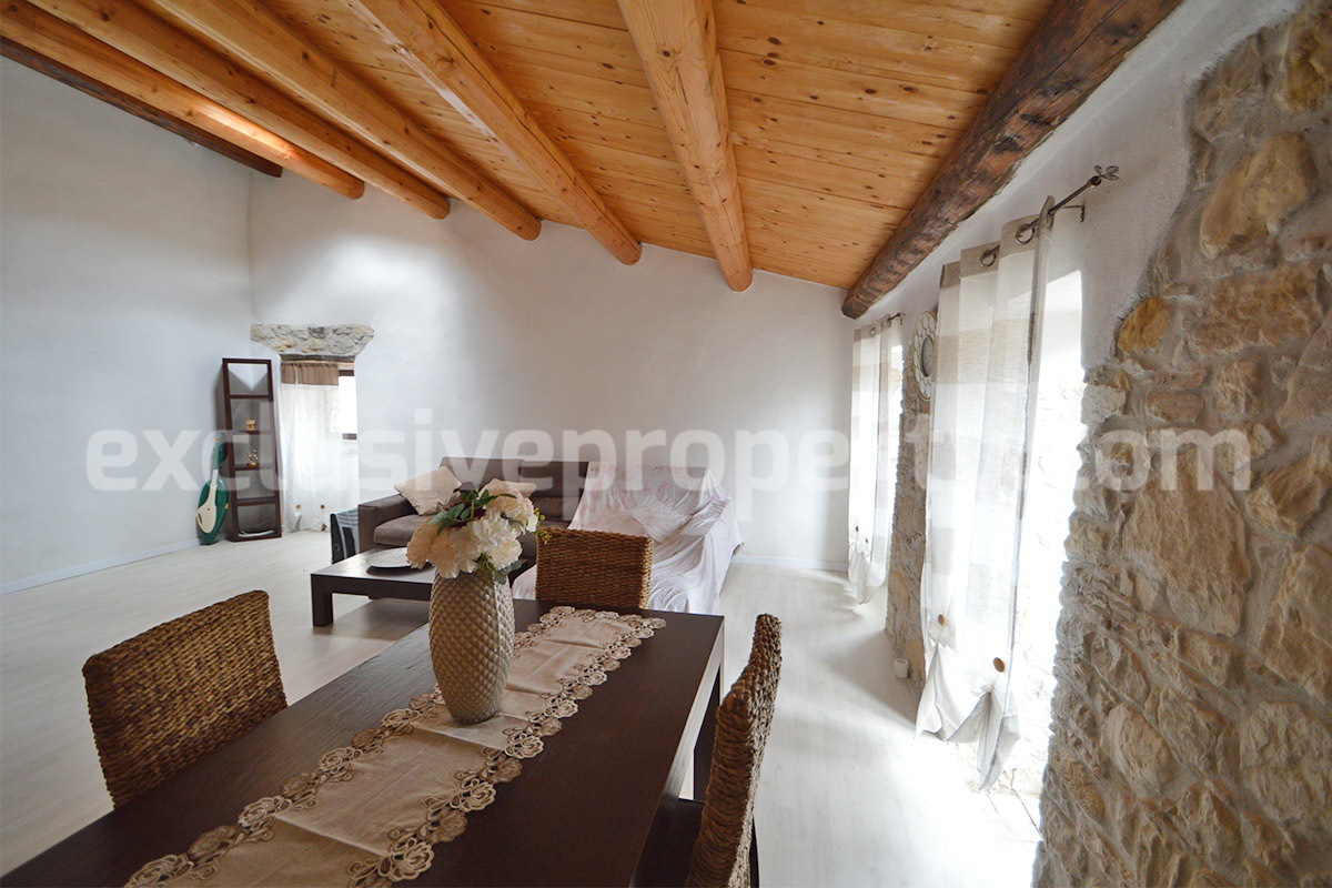 Stone house for sale in Casacalenda - Molise - Furnished with panoramic views and wooden roof