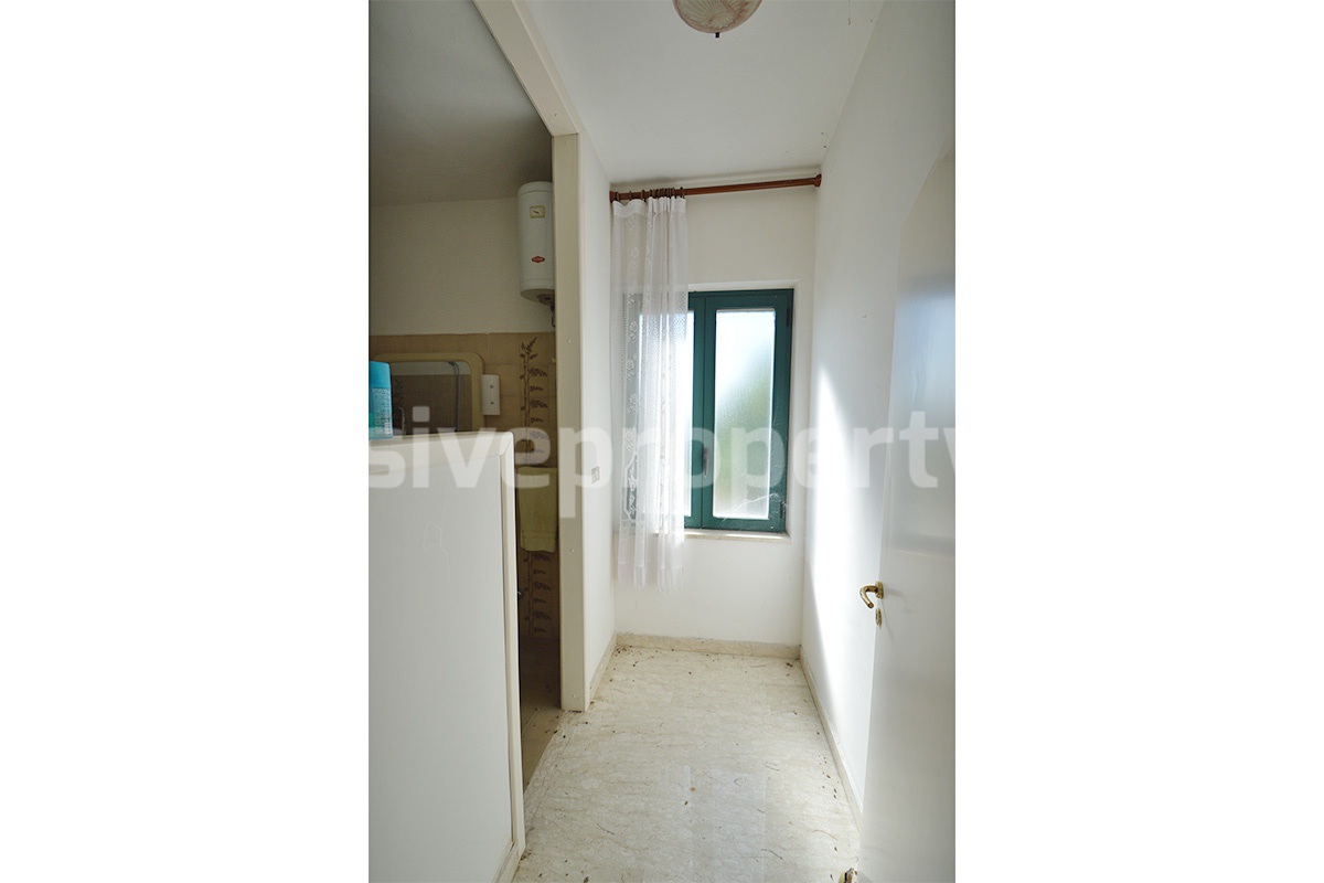 Country house with terrace and land for sale in Roccascalegna - Abruzzo - Italy