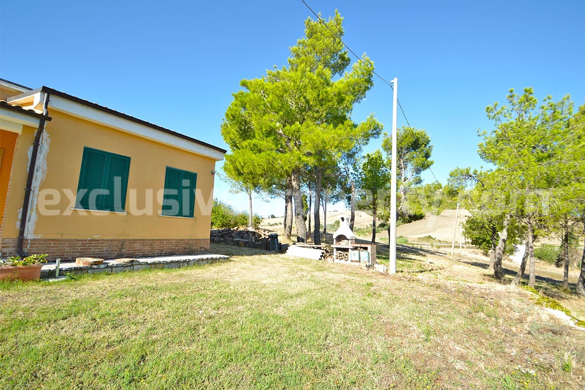 Country house for sale in Italy in Molise with sea view and land