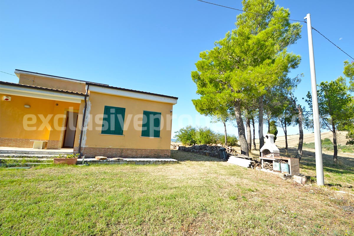 Country house for sale in Italy in Molise with sea view and land