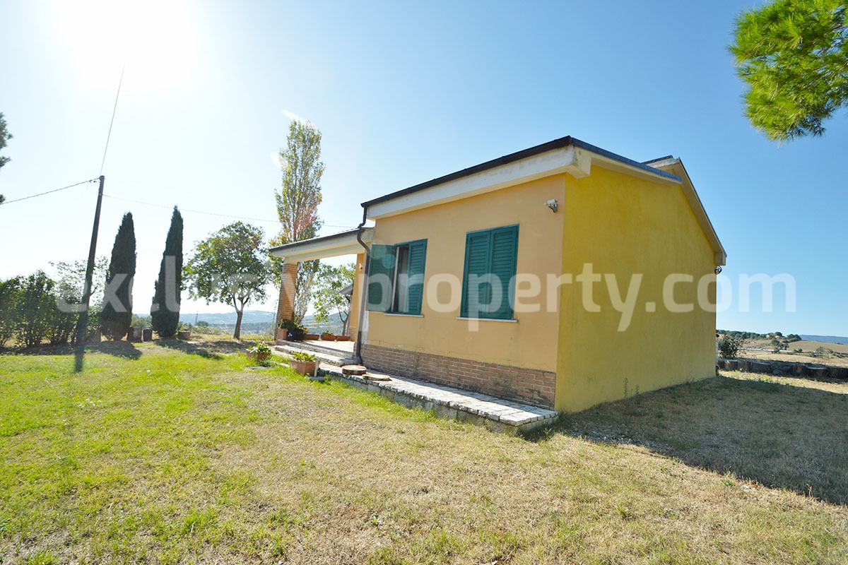 Country house for sale in Italy in Molise with sea view and land