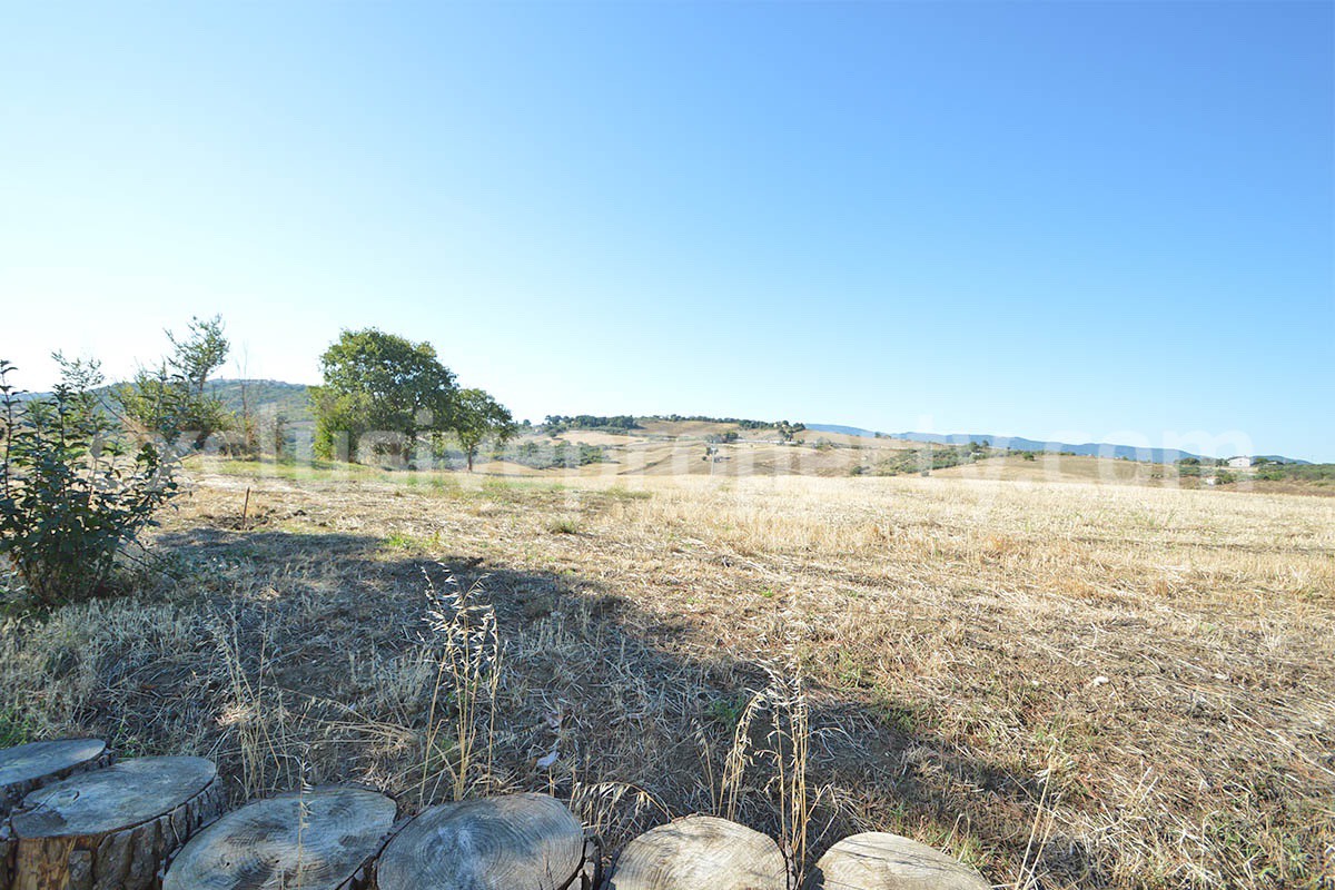 Country house for sale in Italy in Molise with sea view and land