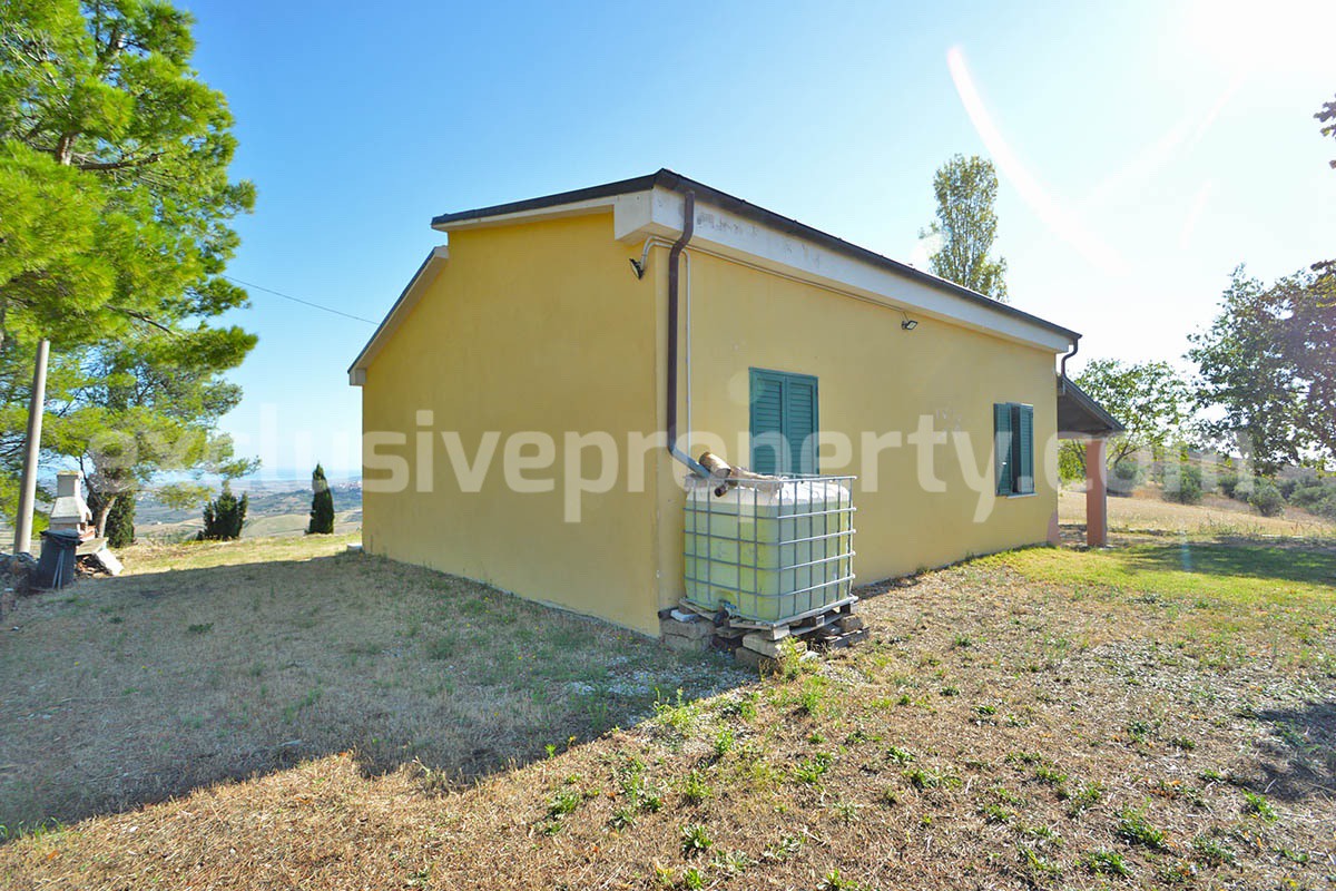 Country house for sale in Italy in Molise with sea view and land