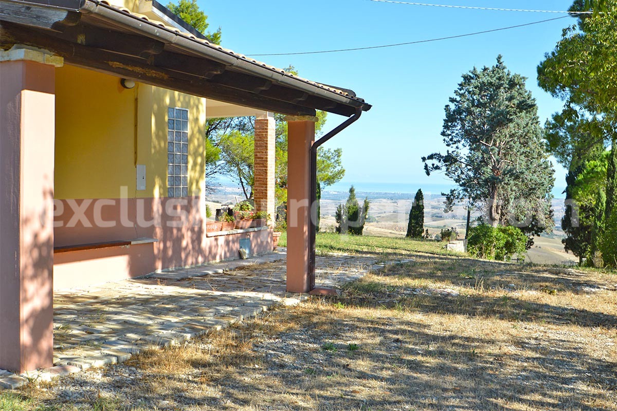 Country house for sale in Italy in Molise with sea view and land