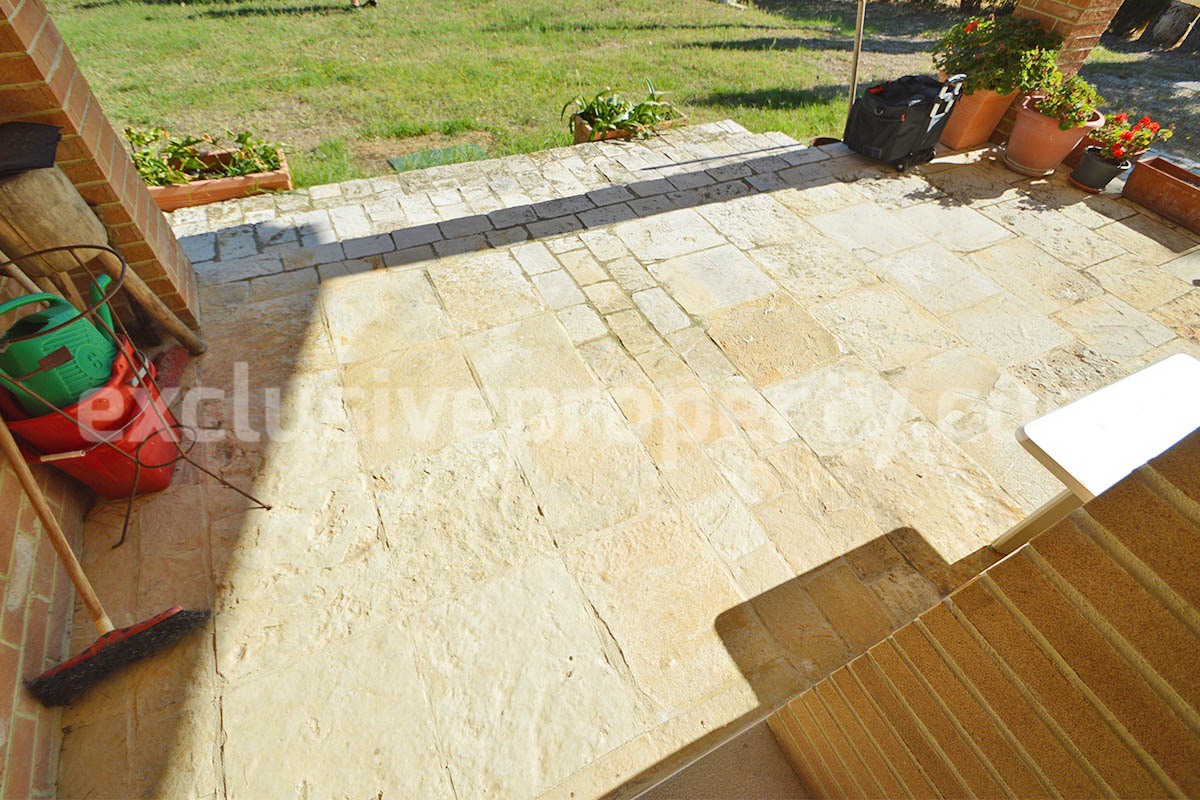 Country house for sale in Italy in Molise with sea view and land