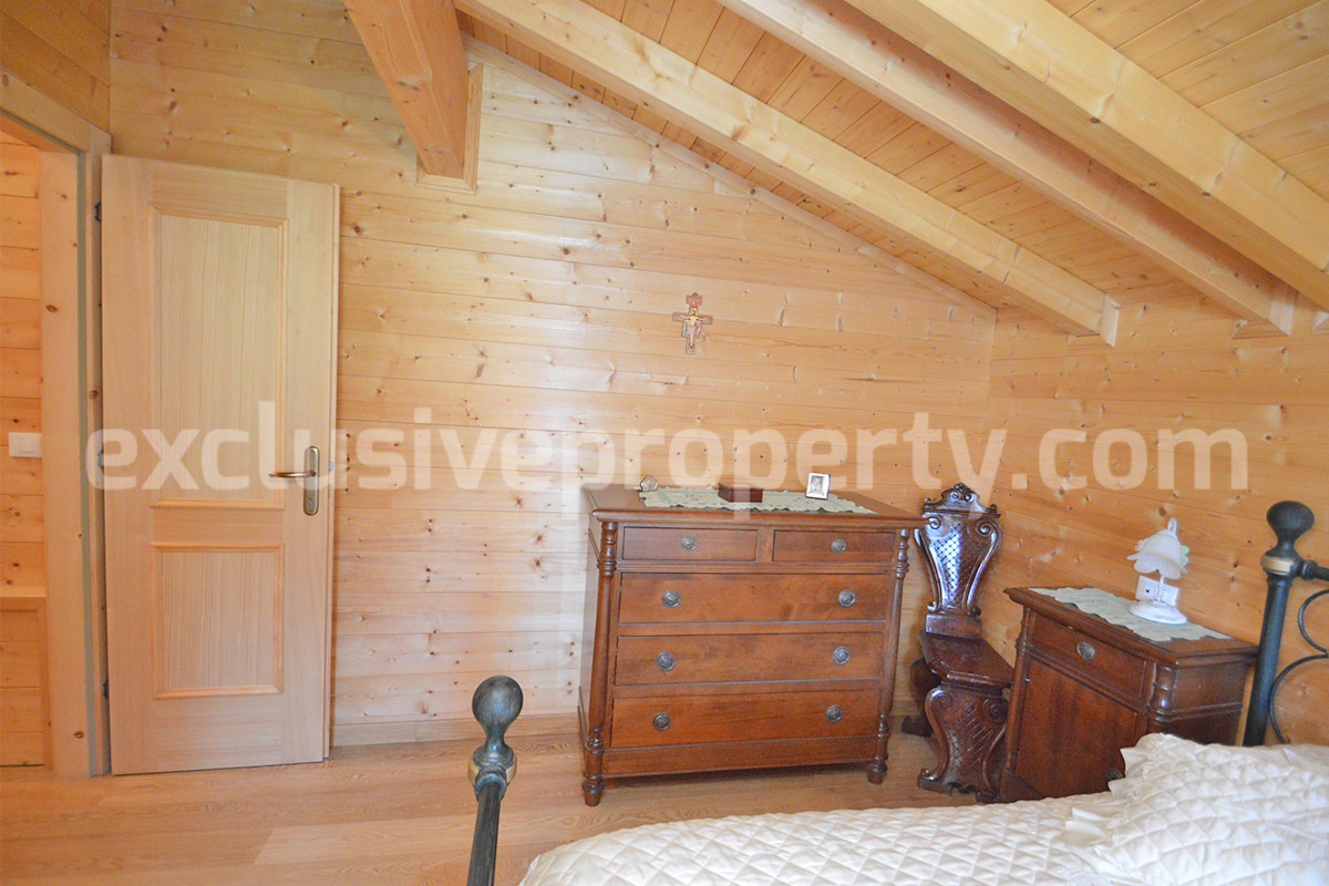 Wooden Country House for Sale in Italy - Furnished Villa with Land and Panoramic Views