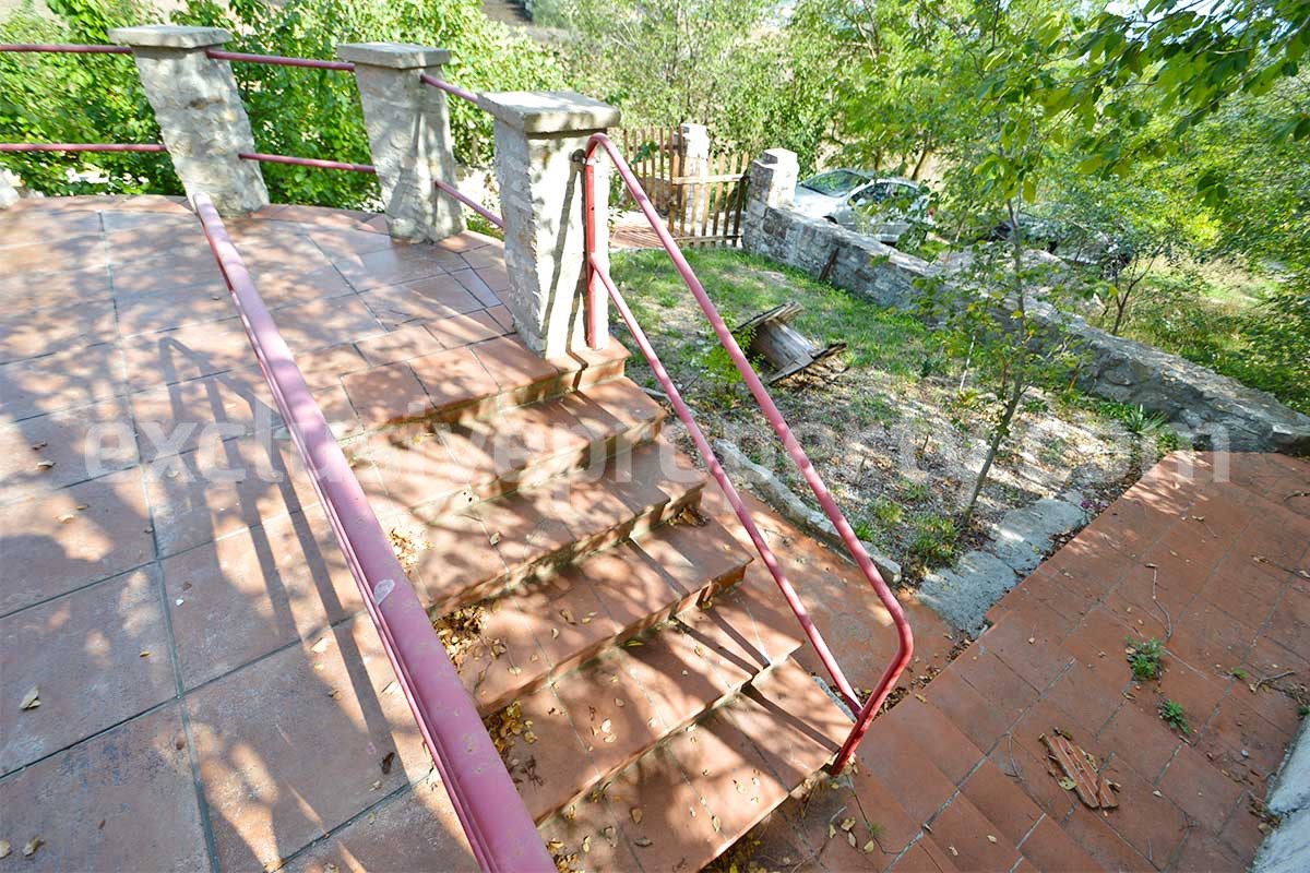 Stone Country House for Sale in Molise - Italy with Terrace and Land
