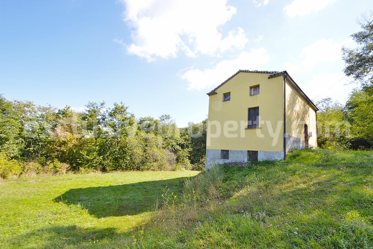 Stone Country House with Land for Sale in Molise near Campobasso