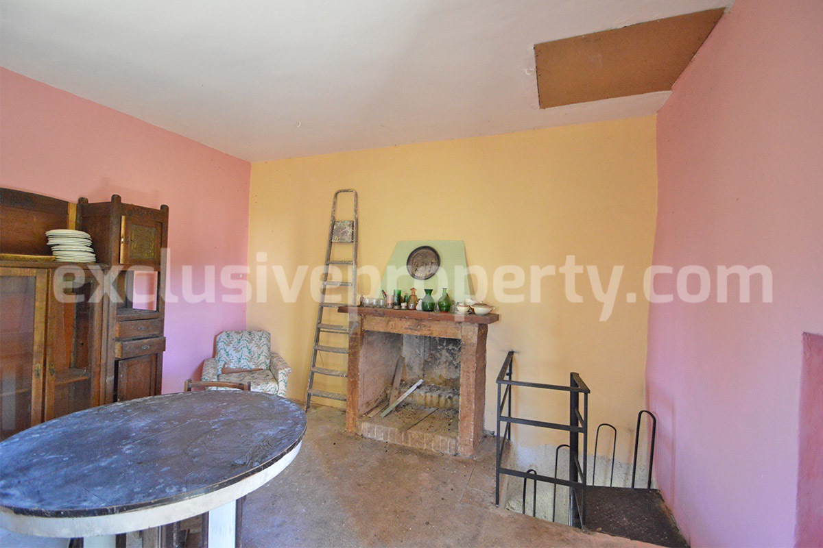 Stone Country House with Land for Sale in Molise near Campobasso