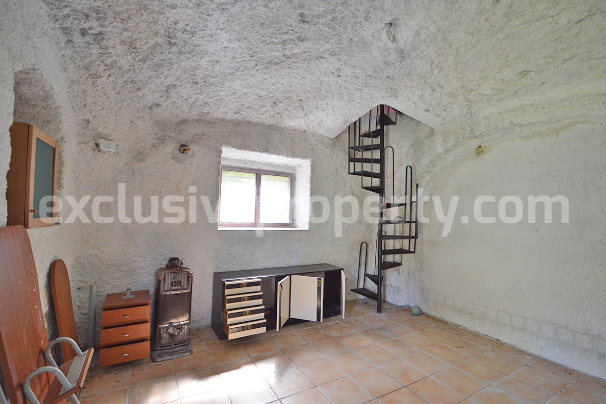 Stone Country House with Land for Sale in Molise near Campobasso