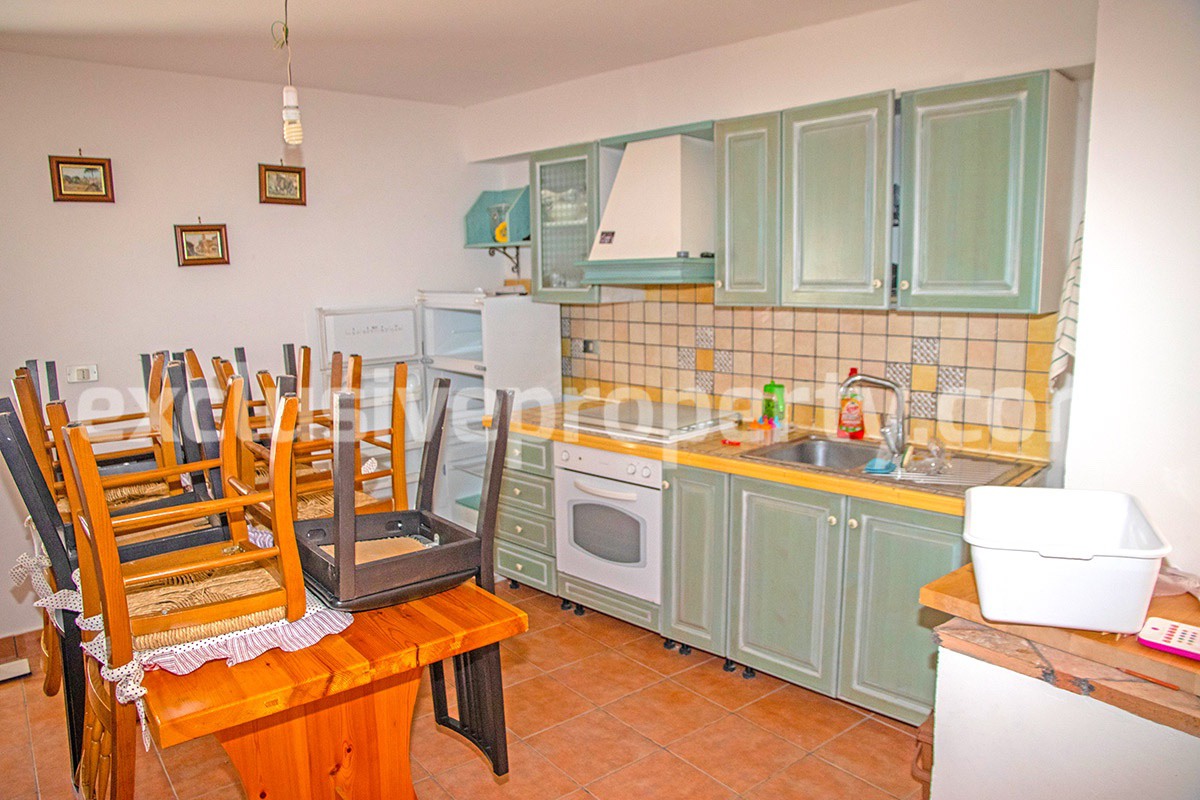 Renovated stone house with outdoor space for sale in Italy - Molise 4