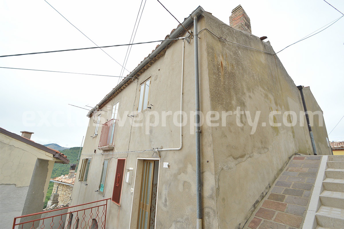 Charming Historic Home in Italy -  Torrebruna - Abruzzo -  Vaulted Ceilings and Panoramic Views