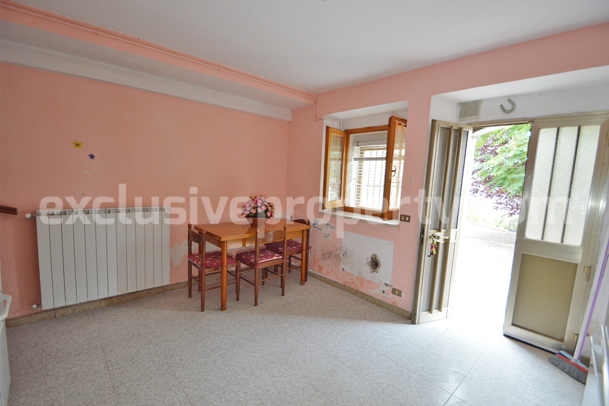 Ancient stone house with outdoor space and panoramic views for sale in Abruzzo - Italy