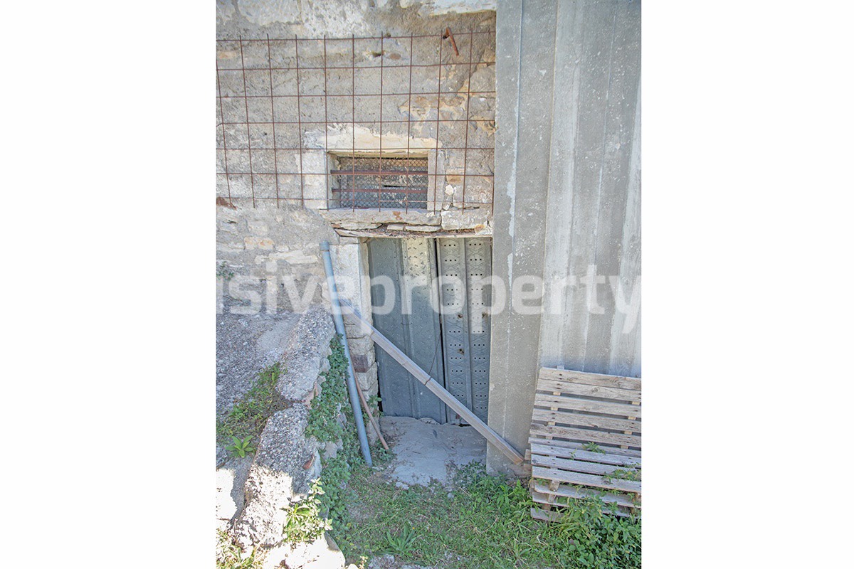 Renovated stone house with outdoor space for sale in Italy - Molise 23
