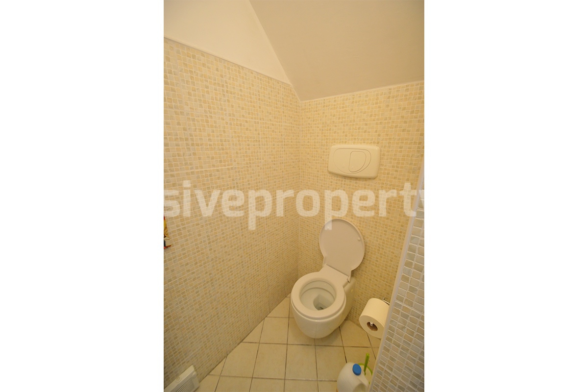 Cozy furnished town house with garden for sale in Castelmauro - Molise - ready to move in