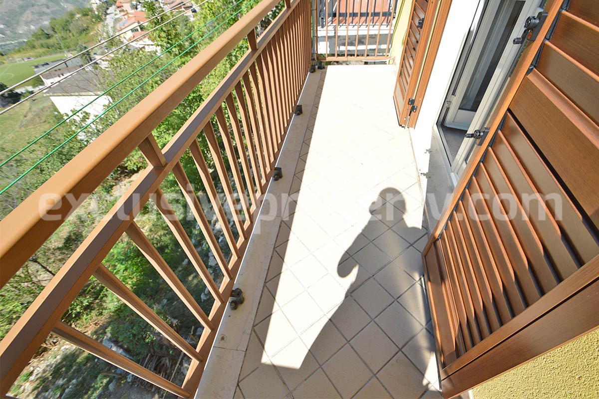 Town house in perfect condition for sale in Montefalcone del Sannio - Molise - ready to move in with panoramic view