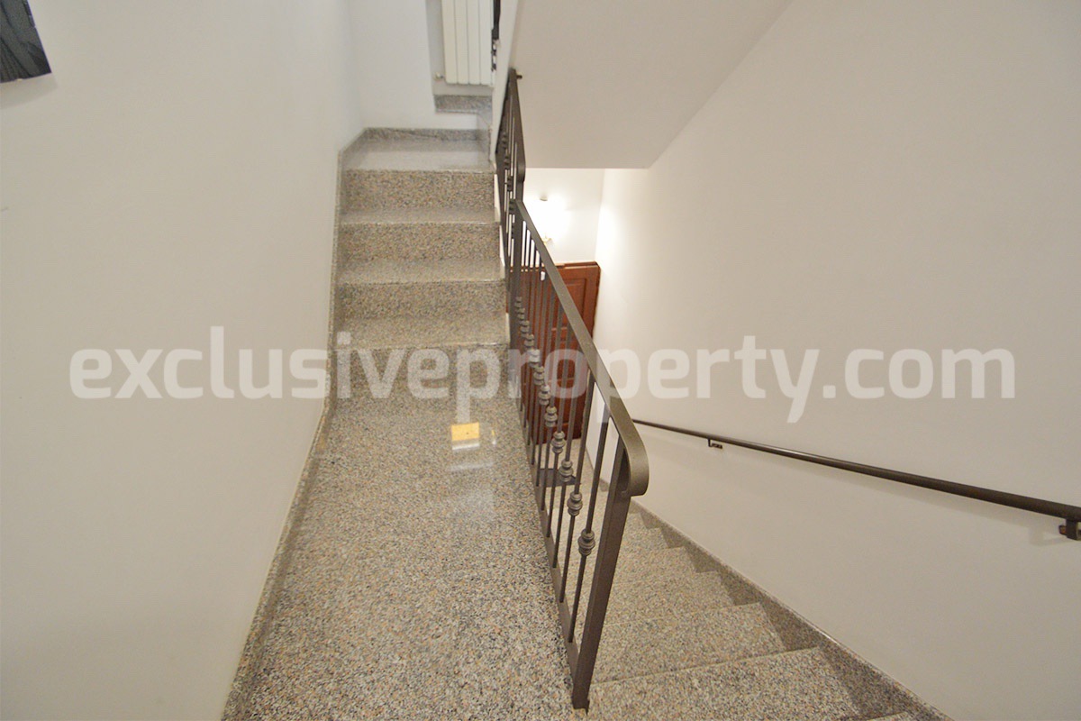 Town house in perfect condition for sale in Montefalcone del Sannio - Molise - ready to move in with panoramic view