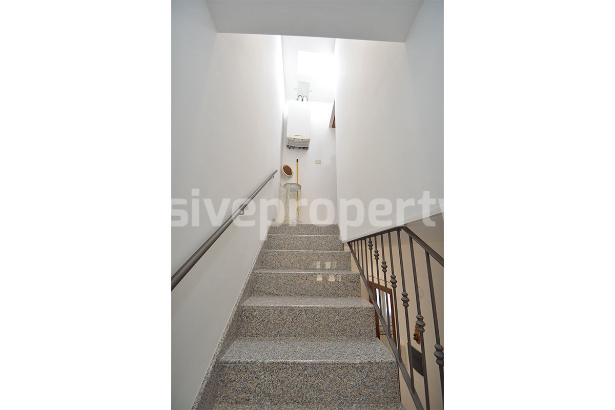 Town house in perfect condition for sale in Montefalcone del Sannio - Molise - ready to move in with panoramic view