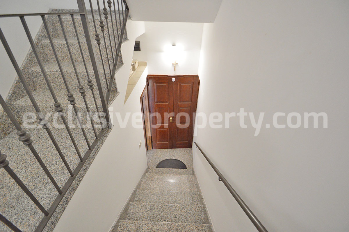 Town house in perfect condition for sale in Montefalcone del Sannio - Molise - ready to move in with panoramic view