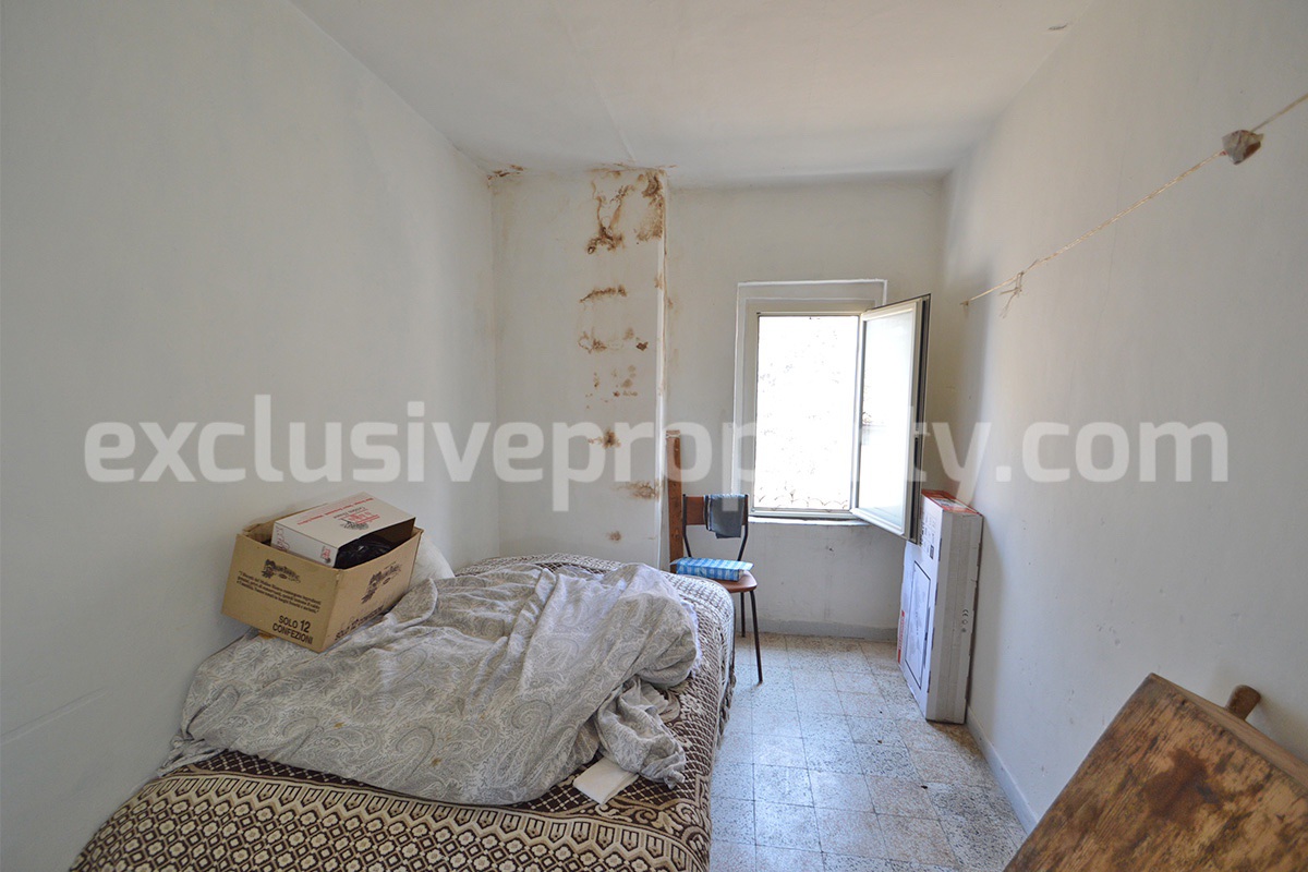 Historical town house with panoramic terrace and sea view for sale in Montefalcone del Sannio - Molise