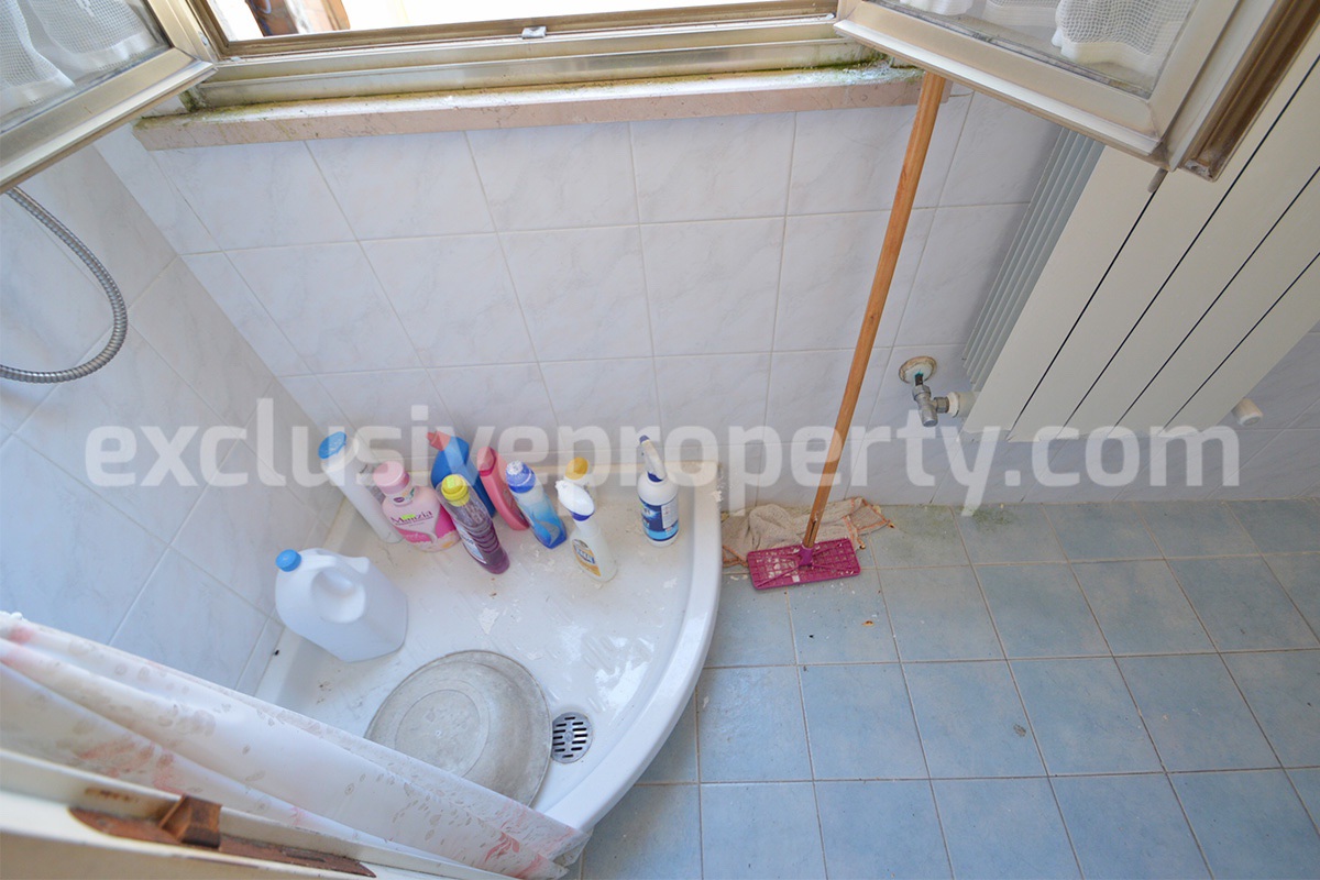 Historical town house with panoramic terrace and sea view for sale in Montefalcone del Sannio - Molise