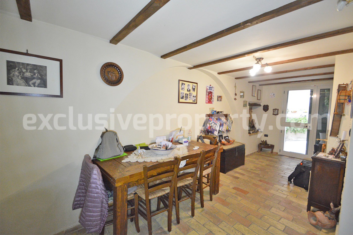 Brick property renovated in an antique style a few km from the beach