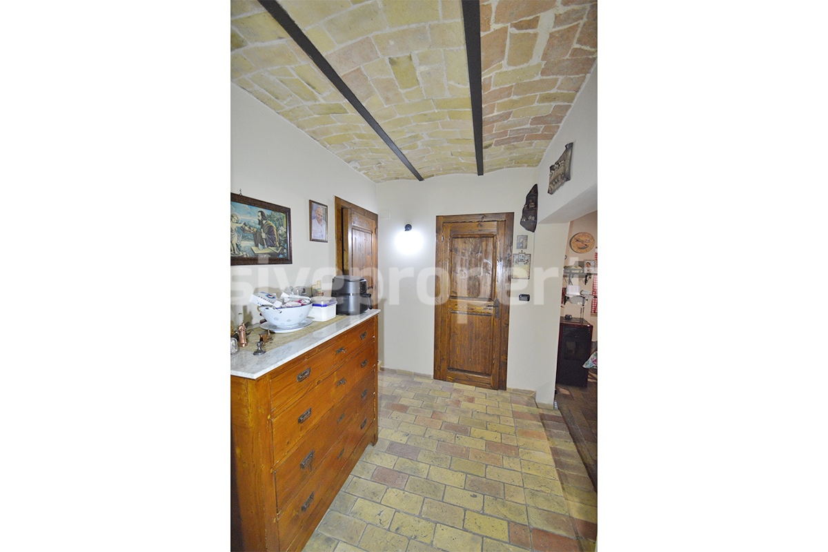 Brick property renovated in an antique style a few km from the beach