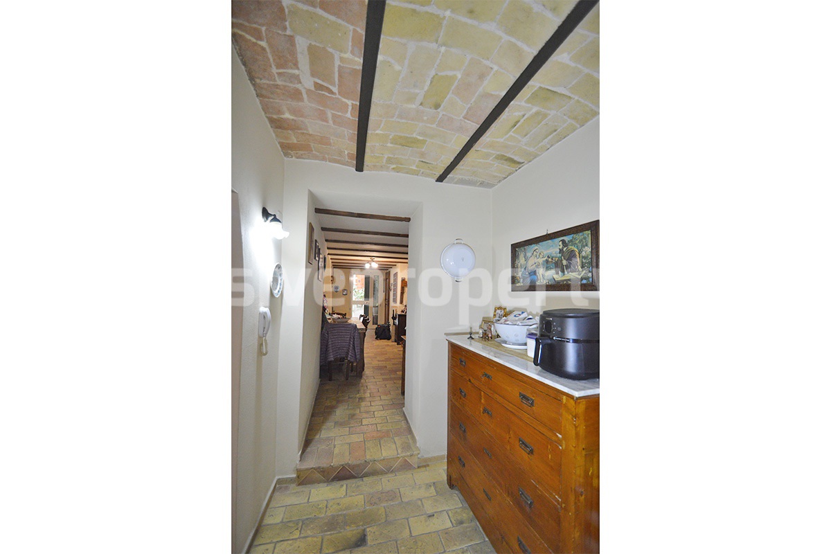 Brick property renovated in an antique style a few km from the beach