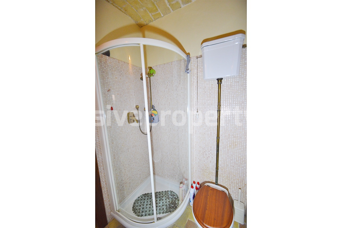 Brick property renovated in an antique style a few km from the beach