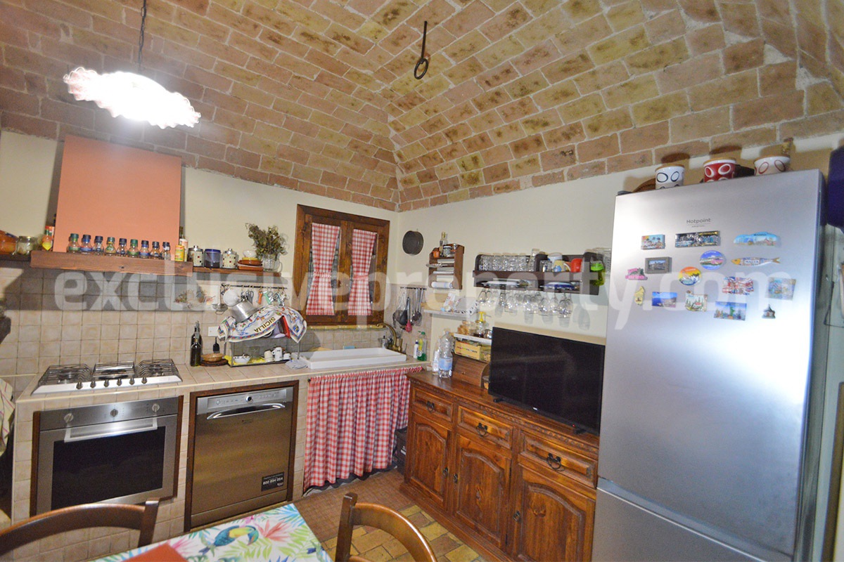 Brick property renovated in an antique style a few km from the beach