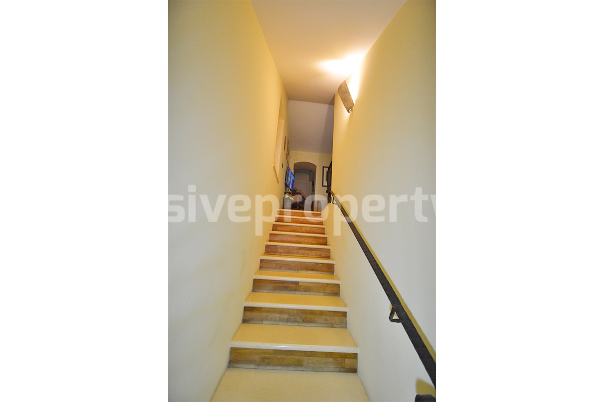 Brick property renovated in an antique style a few km from the beach