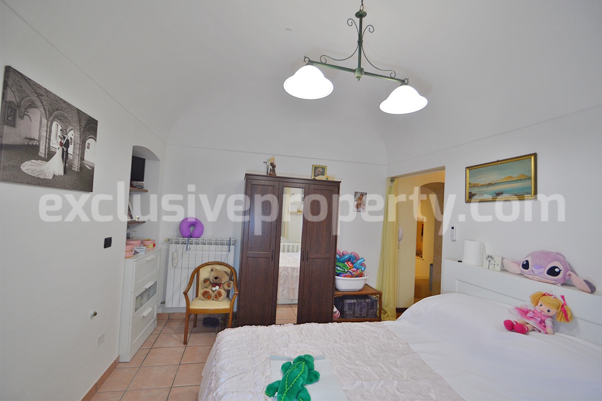 Brick property renovated in an antique style a few km from the beach