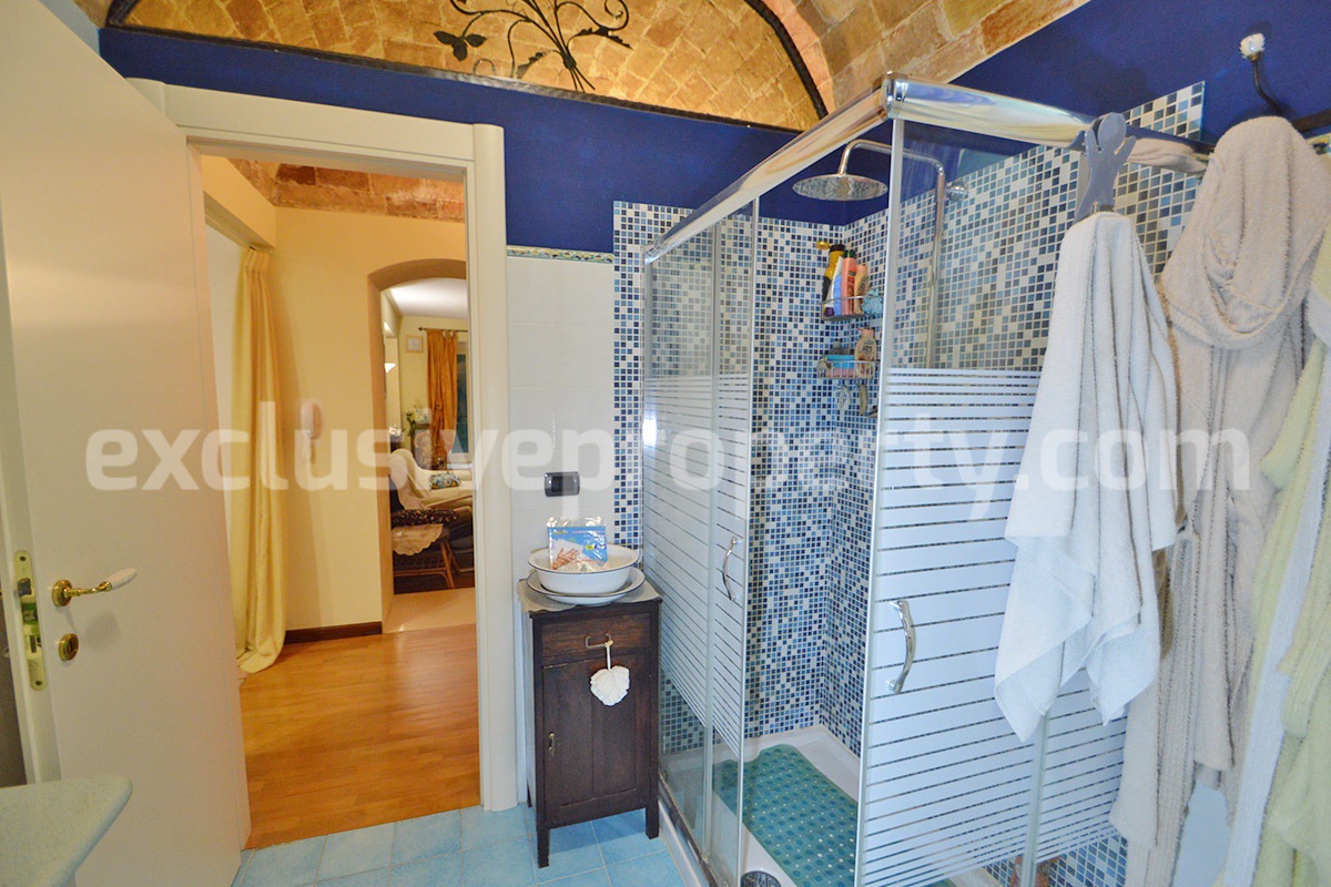 Brick property renovated in an antique style a few km from the beach