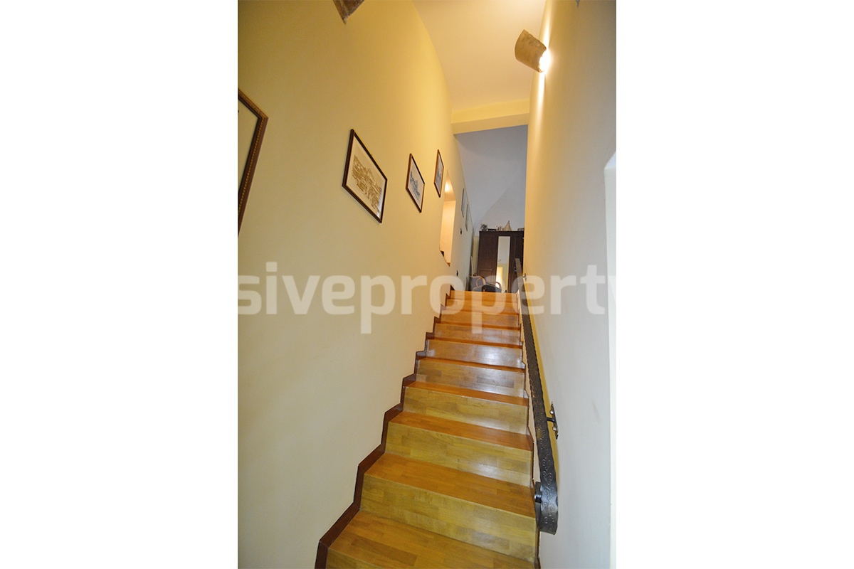 Brick property renovated in an antique style a few km from the beach