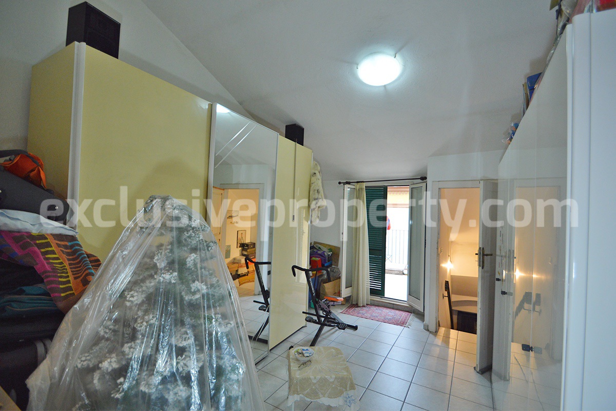 Brick property renovated in an antique style a few km from the beach