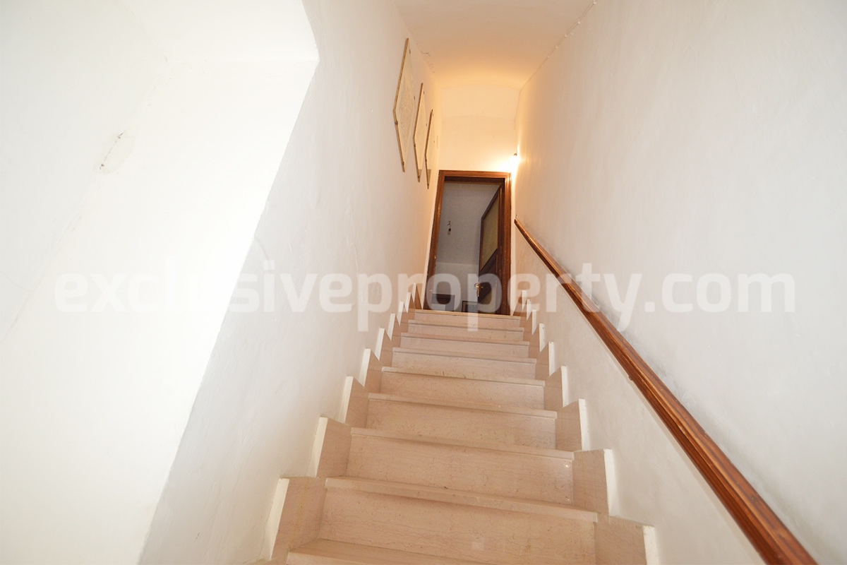 Traditional Italian Townhouse with Terrace Over Lake Guardialfiera - Near the Coast