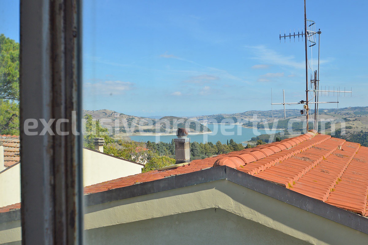 Traditional Italian Townhouse with Terrace Over Lake Guardialfiera - Near the Coast