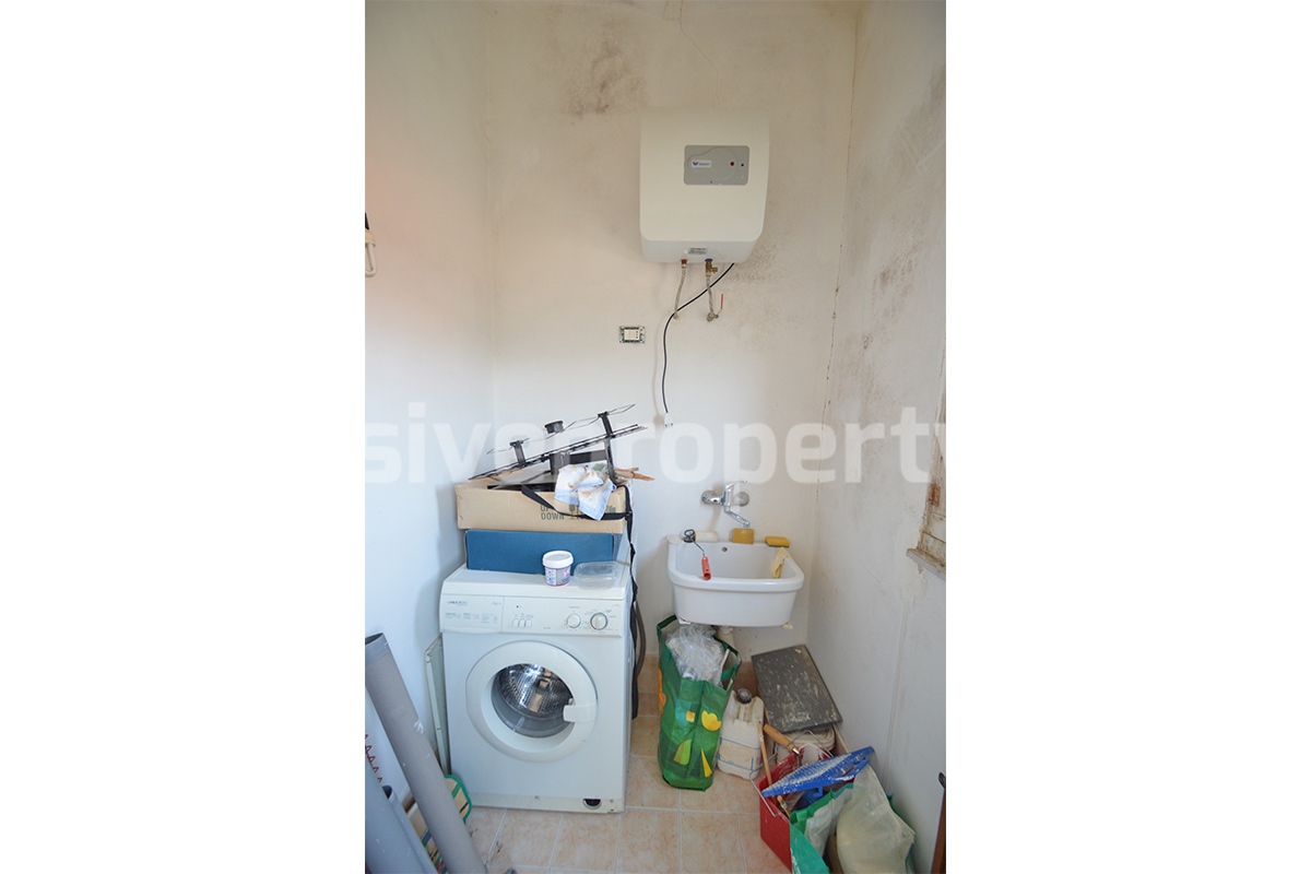 Traditional Italian Townhouse with Terrace Over Lake Guardialfiera - Near the Coast