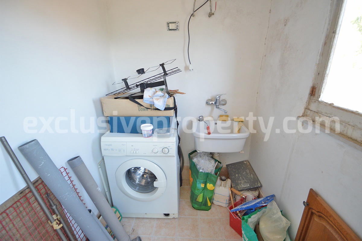 Traditional Italian Townhouse with Terrace Over Lake Guardialfiera - Near the Coast