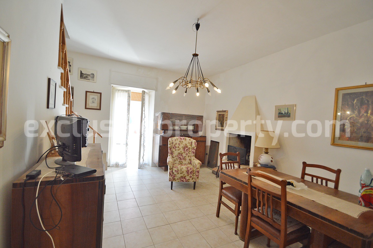 Traditional Italian Townhouse with Terrace Over Lake Guardialfiera - Near the Coast