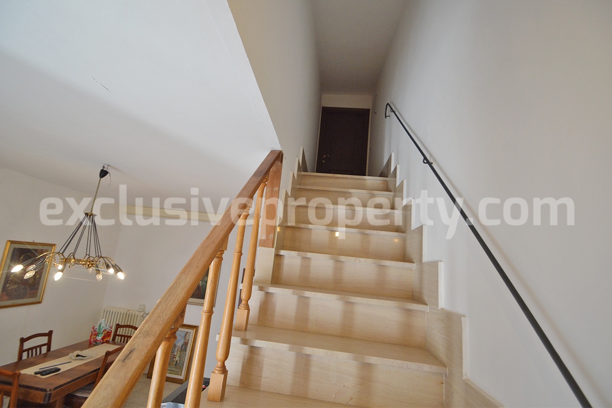 Traditional Italian Townhouse with Terrace Over Lake Guardialfiera - Near the Coast