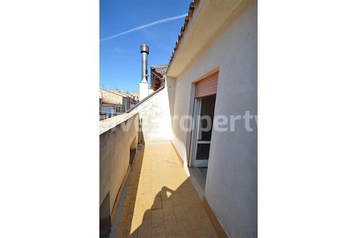 Traditional Italian Townhouse with Terrace Over Lake Guardialfiera - Near the Coast