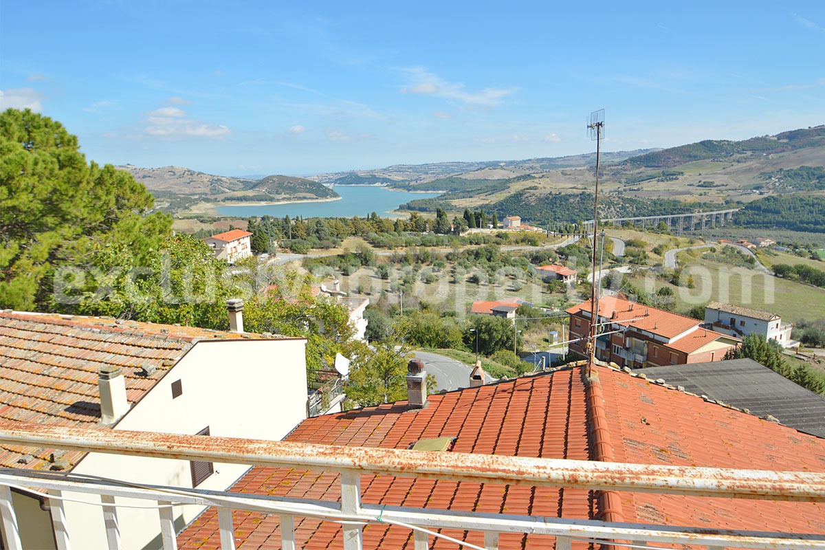 Traditional Italian Townhouse with Terrace Over Lake Guardialfiera - Near the Coast