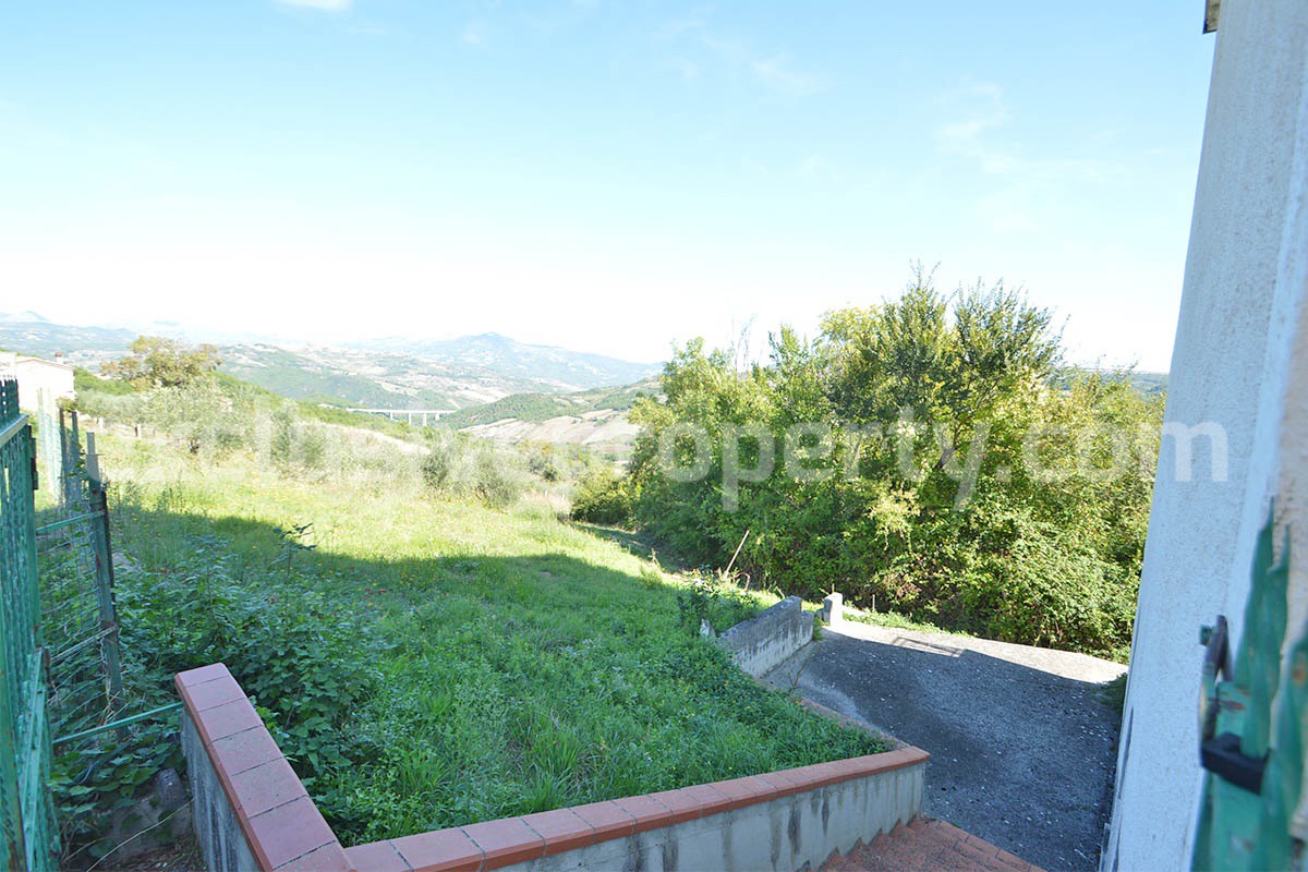 Stone House for Sale in Bagnoli del Trigno - Molise with Terrace - Land and Views