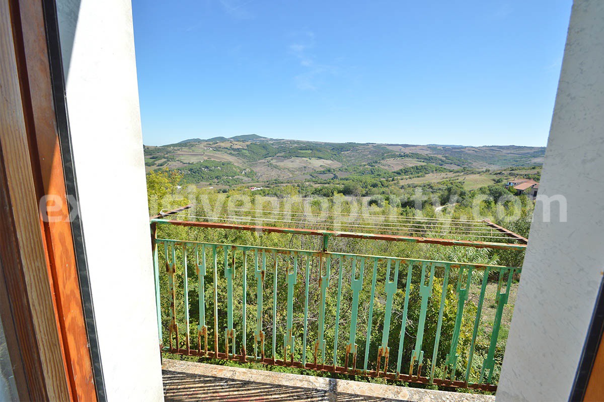 Stone House for Sale in Bagnoli del Trigno - Molise with Terrace - Land and Views