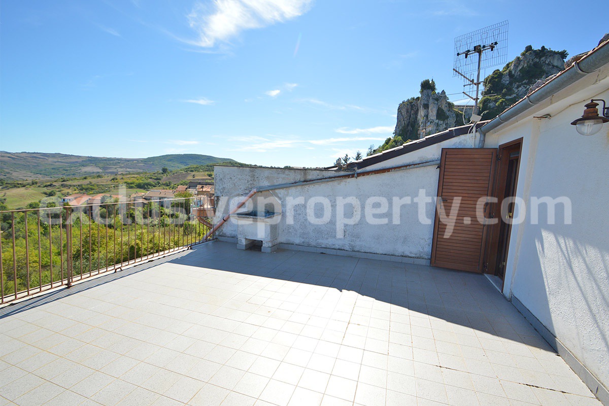 Stone House for Sale in Bagnoli del Trigno - Molise with Terrace - Land and Views