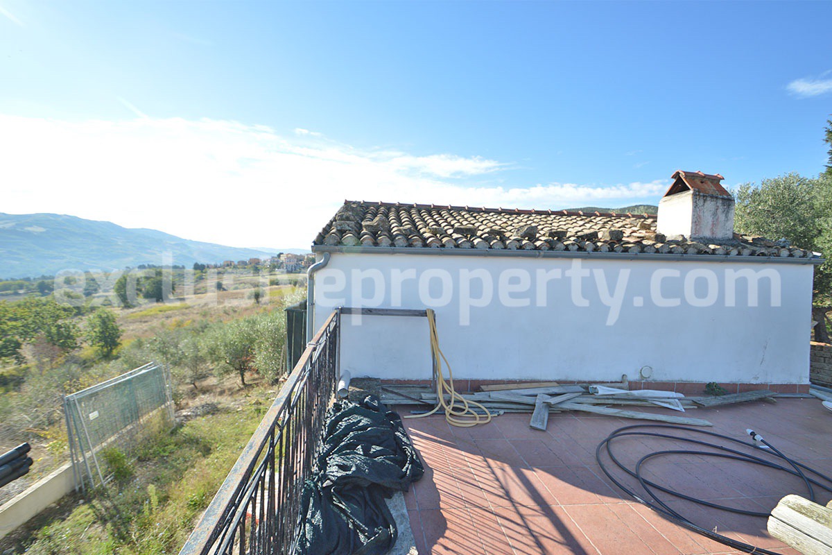 Lake View Estate with 6 Hectares - Olive Grove - Wells and Equestrian-Glamping Potential - Guardialfiera - Molise